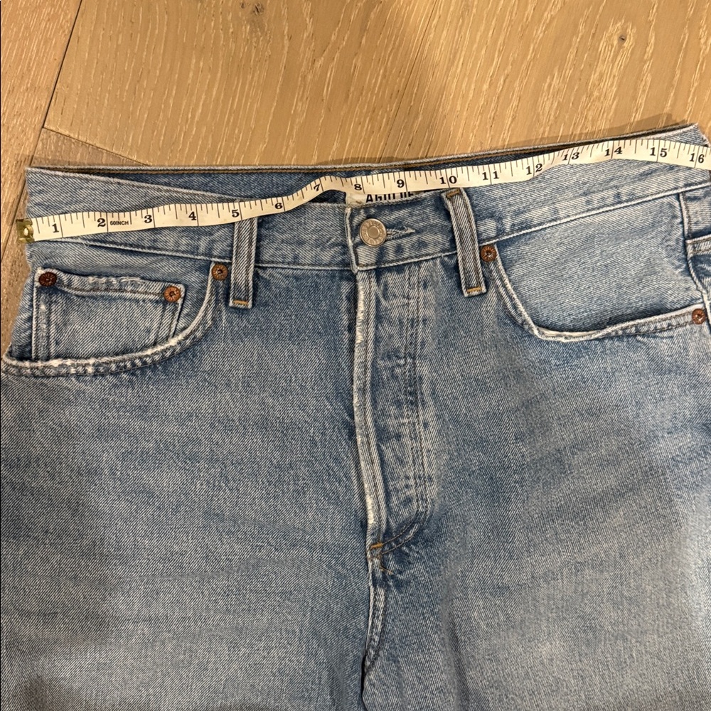 Agolde Frayed Hem High-Rise Denim Shorts in Light Blue - Picture 5 of 5